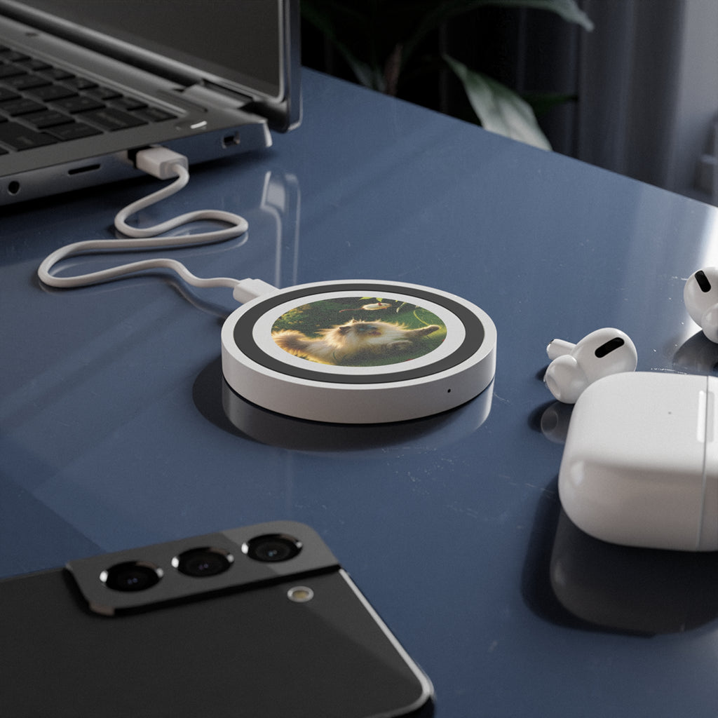 Quake Cat-Themed Wireless Charging Pad, Cute Gadget for Cat Lovers, Pet Accessory, Fun Home Décor, Animal Gifts, Unique Charging Station