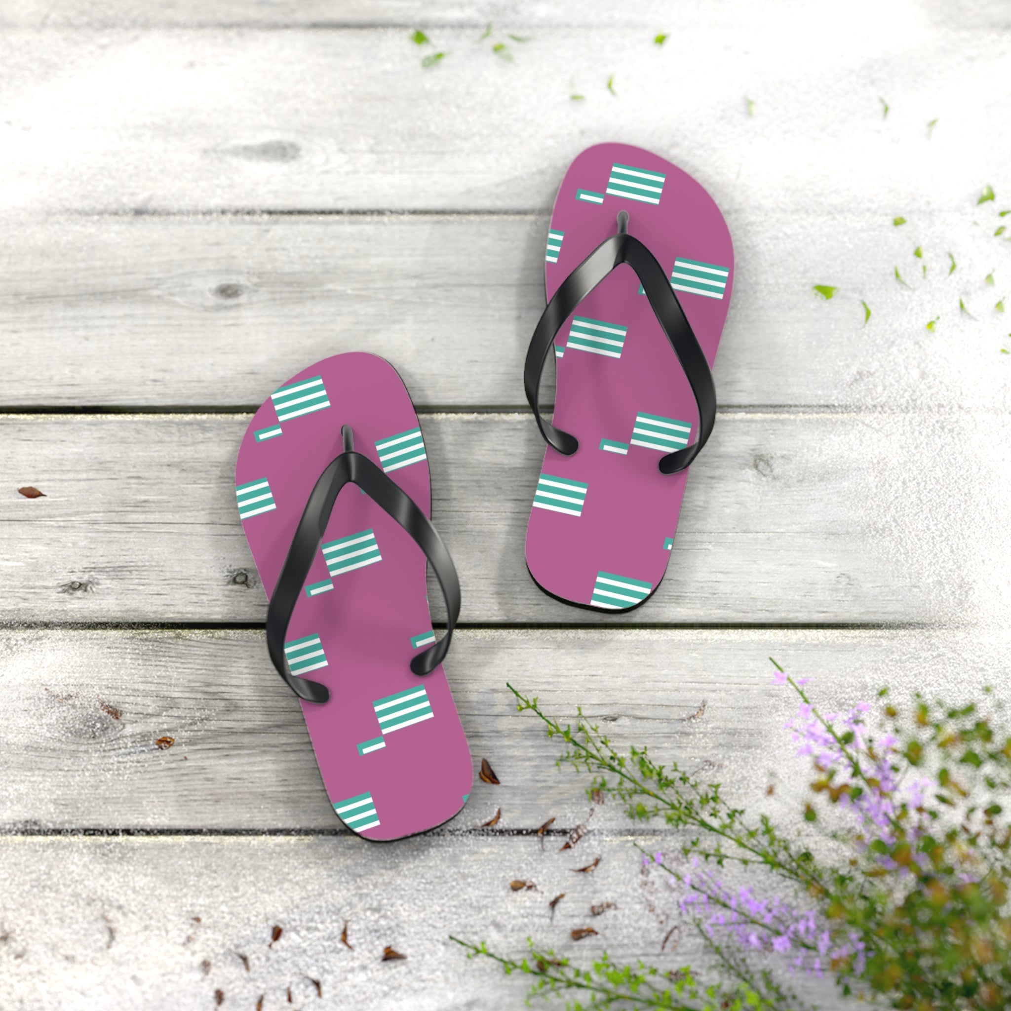 Trendy Patterned Flip Flops, Summer Footwear, Beach Sandals, Vacation Essentials, Pool Party Must-Have