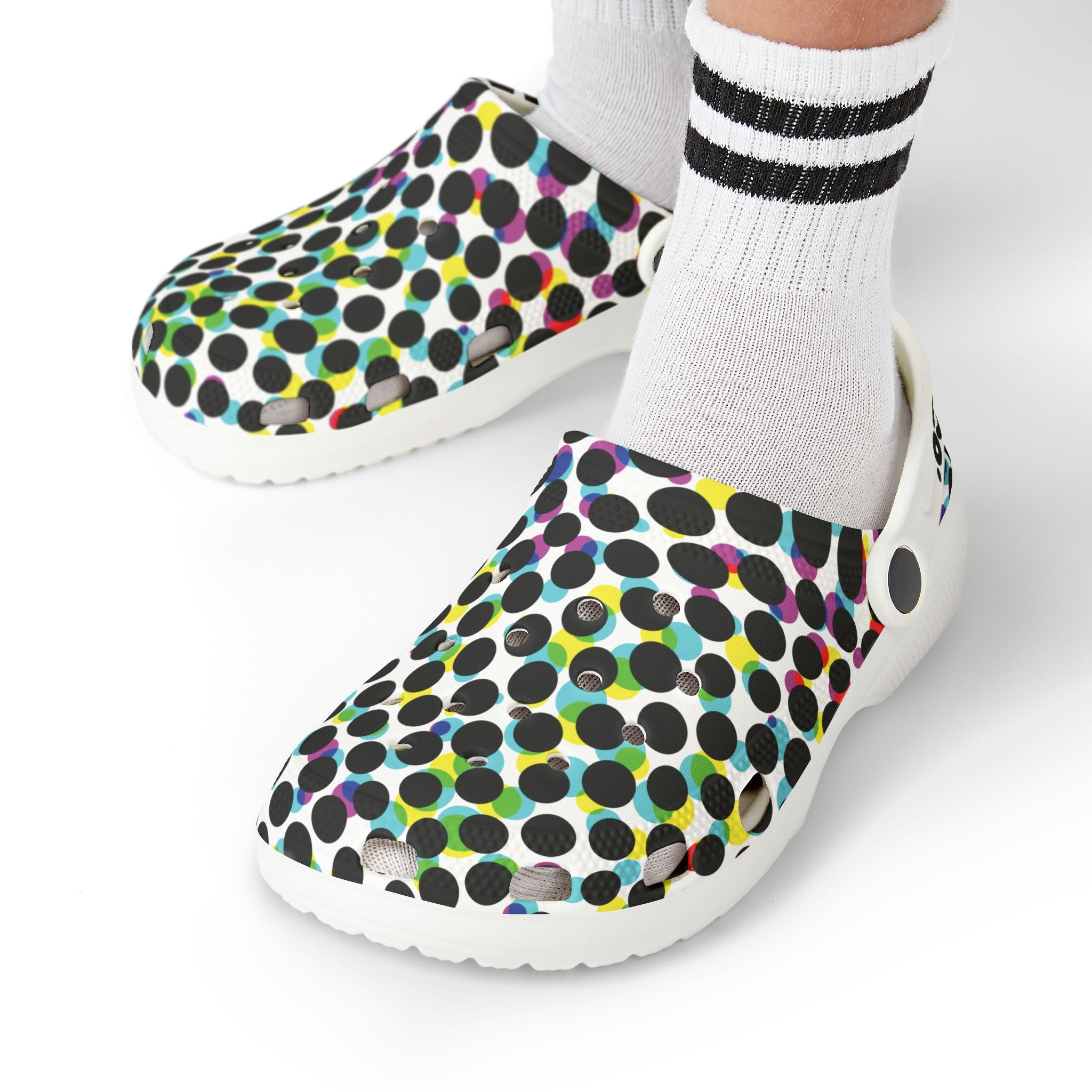 Colorful Kids' EVA Foam Clogs for Summer Fun, Playful Footwear for Outdoor Adventures, Trendy Slip-On Shoes for Kids, Ideal Birthday [...]