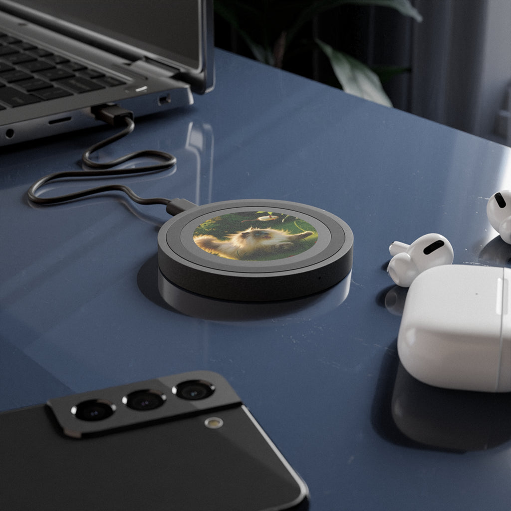Quake Cat-Themed Wireless Charging Pad, Cute Gadget for Cat Lovers, Pet Accessory, Fun Home Décor, Animal Gifts, Unique Charging Station